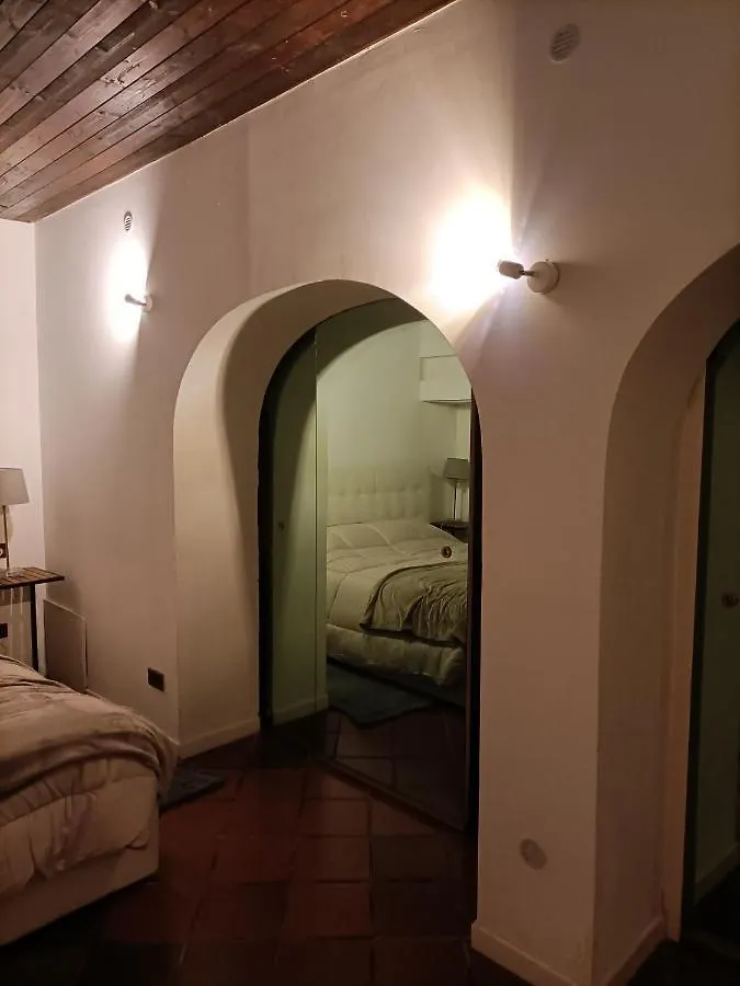 Le Due Torri Bologna Appartamento 0*,